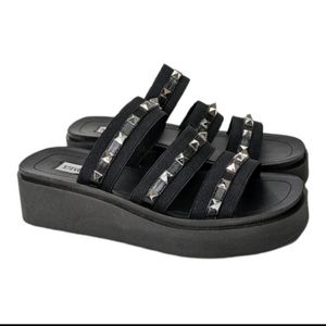 Steve Madden Reegann Studded Platform Chunky Sandals 7 Straps Black NWOT